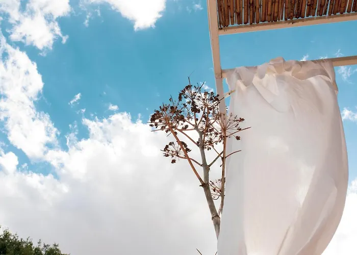 Bed & Breakfast La Ferula 3*